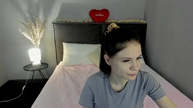 SkinyJoys online show from February 24, 2:31 am