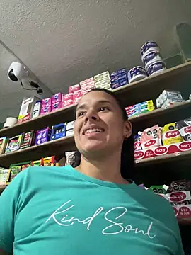 Snapshot of lannabellx chatting on February 17, 12:07 am lannabellx online show from February 17, 12:07 am