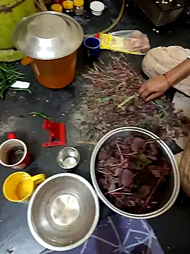 queenneha69 online show from April 16, 1:45 pm