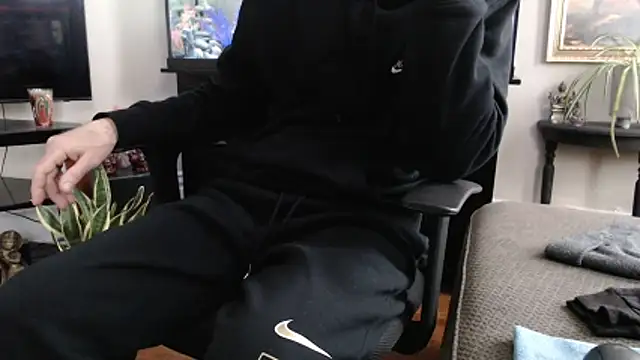 EspanolVato online show from February 8, 9:18 pm