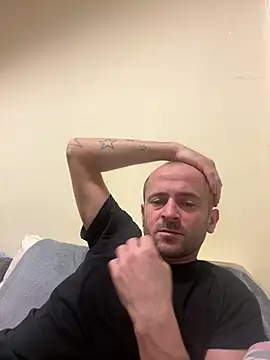 Majestik1 online show from January 14, 12:00 pm