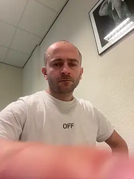 Majestik1 online show from February 19, 10:55 am