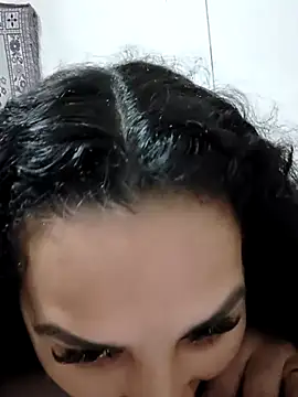 Snapshot of Larissinha015 chatting on January 12, 2:50 am Larissinha015 online show from January 12, 2:50 am