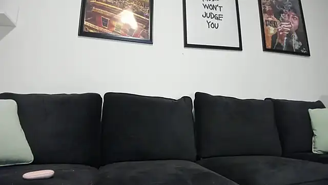 emorisplash online show from March 6, 11:45 pm