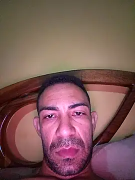 Snapshot of Cukyfer chatting on February 22, 9:08 am Cukyfer online show from February 22, 9:08 am