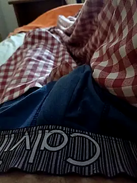 Snapshot of Cukyfer chatting on February 23, 10:40 pm Cukyfer online show from February 23, 10:40 pm