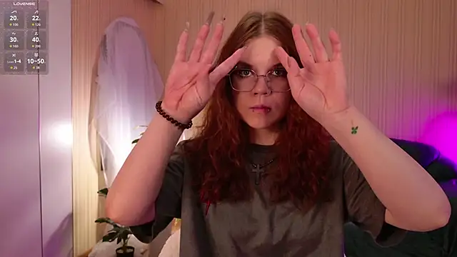 A Lot of Bunny online show from April 15, 6:20 am