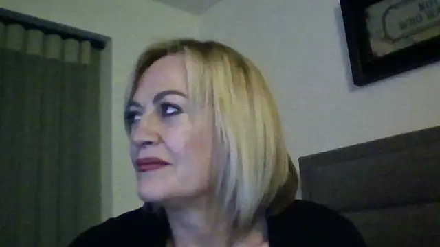 Milfshake227 online show from March 21, 10:13 pm