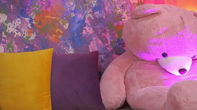 Ava Solis online show from April 18, 10:10 pm