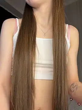 SkylineBliss online show from February 19, 7:48 am