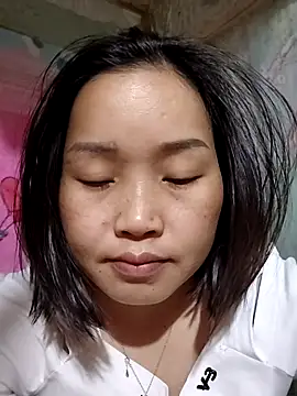 Snapshot of __BingBing__ chatting on January 16, 12:42 pm BingBing online show from January 16, 12:42 pm