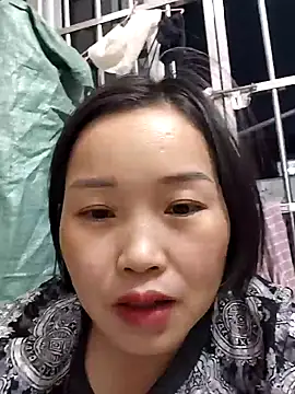 Snapshot of __BingBing__ chatting on February 3, 11:26 am BingBing online show from February 3, 11:26 am