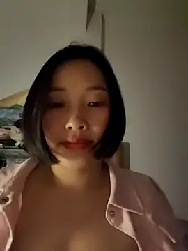 Snapshot of __BingBing__ chatting on February 19, 8:27 pm BingBing online show from February 19, 8:27 pm