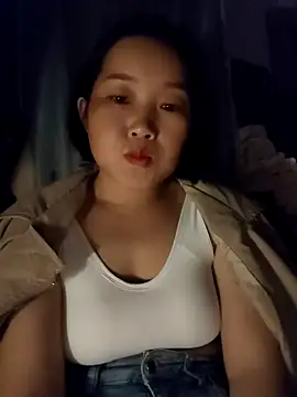 Snapshot of __BingBing__ chatting on February 24, 9:02 pm BingBing online show from February 24, 9:02 pm