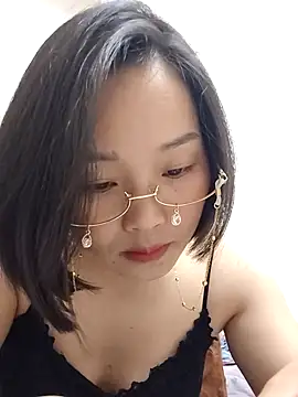 Snapshot of __BingBing__ chatting on February 28, 8:54 pm BingBing online show from February 28, 8:54 pm