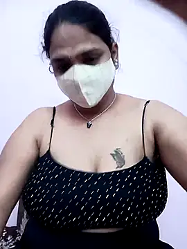 Snapshot of Ammu14399 chatting on January 17, 7:35 am Ammu14399 online show from January 17, 7:35 am