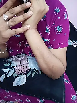 Ammu14399 online show from August 3, 8:35 am