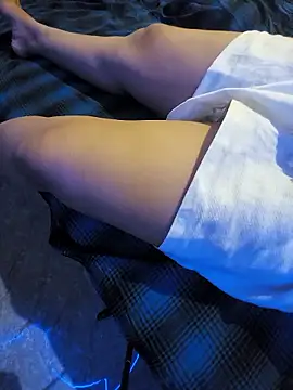 Lovelygirl05 online show from January 8, 8:33 pm