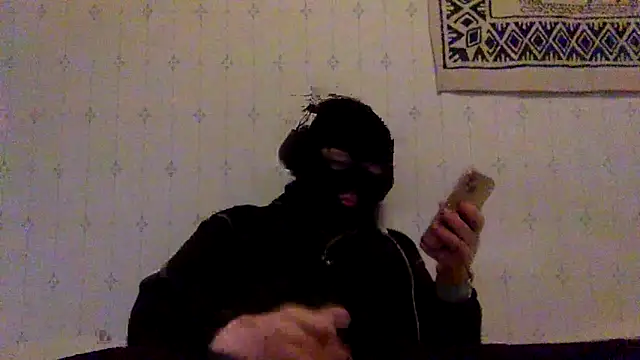 Snapshot of Herr_Snusk chatting on April 7, 5:35 pm Herr Snusk online show from April 7, 5:35 pm