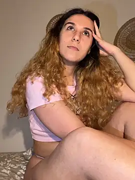 joanaguerreiru online show from February 20, 12:29 am