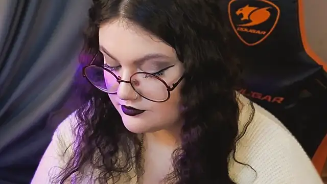 PixelMiss online show from May 24, 2:05 am