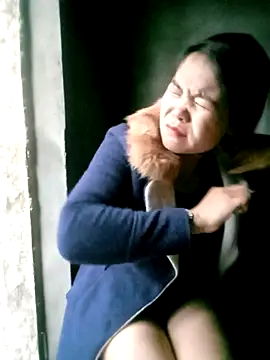 Snapshot of him220 chatting on March 8, 12:52 am him220 online show from March 8, 12:52 am