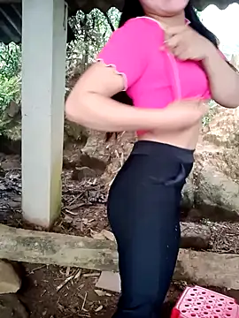 Snapshot of him220 chatting on March 15, 1:22 am him220 online show from March 15, 1:22 am