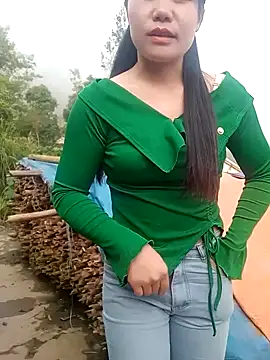 Snapshot of him220 chatting on March 20, 12:48 am him220 online show from March 20, 12:48 am