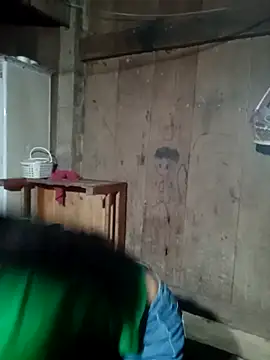 Snapshot of him220 chatting on April 4, 10:29 pm him220 online show from April 4, 10:29 pm