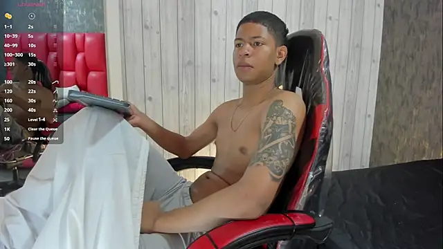  erick j online show from April 15, 8:09 pm