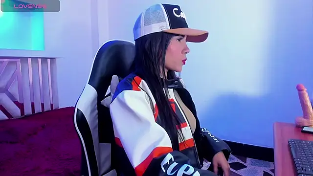 Snapshot of catalina__blaze chatting on January 7, 12:40 pm catalina blaze online show from January 7, 12:40 pm