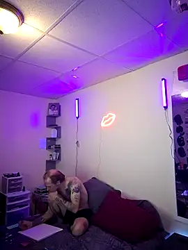 Snapshot of Bhaddbabbiexo@xh chatting on March 6, 8:33 am Bhaddbabbiexoxh online show from March 6, 8:33 am