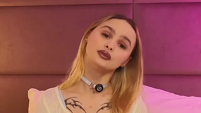 KittyOdley online show from January 6, 7:12 am