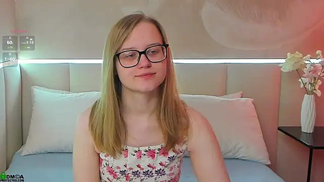 ArtsyMaree online show from January 18, 1:42 am