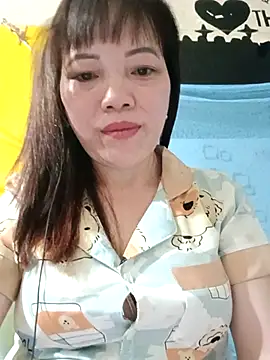 Snapshot of Sana-vn chatting on April 30, 6:58 pm Sana-vn online show from April 30, 6:58 pm