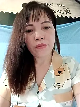 Snapshot of Sana-vn chatting on May 1, 9:03 am Sana-vn online show from May 1, 9:03 am