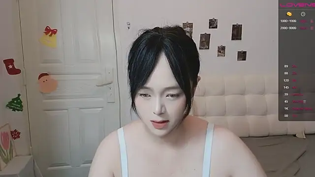 sunny-ly online show from March 6, 2:46 pm