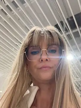 NaughtyNinky online show from January 16, 12:42 pm