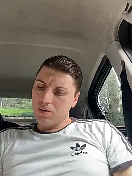 Snapshot of allee2206 chatting on February 27, 10:04 am allee2206 online show from February 27, 10:04 am