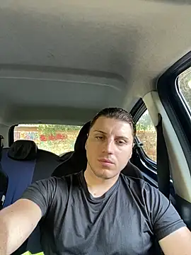 allee2206 online show from April 10, 7:02 am