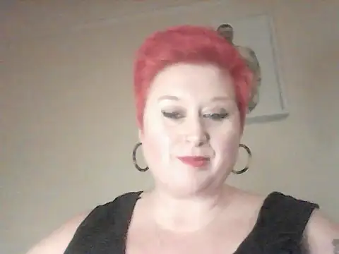 BustyRedxx online show from March 12, 6:36 pm