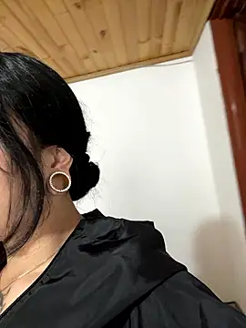 Baddest Katt online show from January 15, 1:05 pm