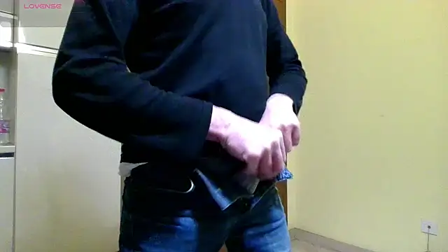 Ele7b5 online show from April 6, 10:22 pm