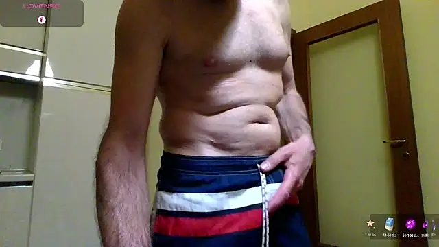 Snapshot of Ele7b5 chatting on May 24, 9:42 pm Ele7b5 online show from May 24, 9:42 pm