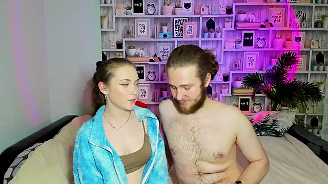 swiity room  online show from March 13, 6:25 pm