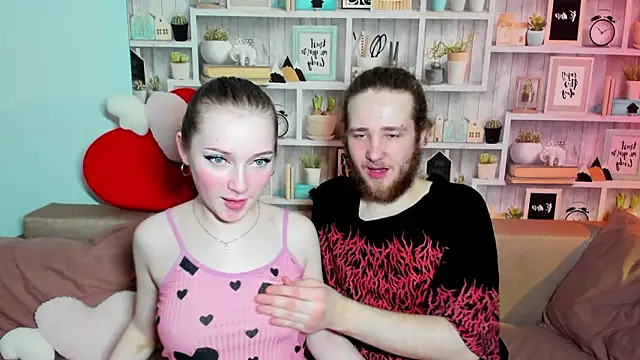 swiity room  online show from March 25, 7:20 pm