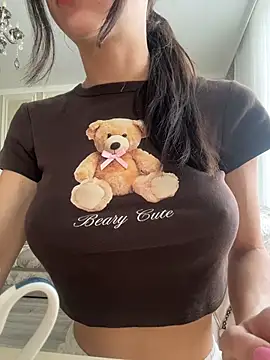 Snapshot of Judy__Hopps chatting on January 12, 8:19 am Judy Hopps online show from January 12, 8:19 am