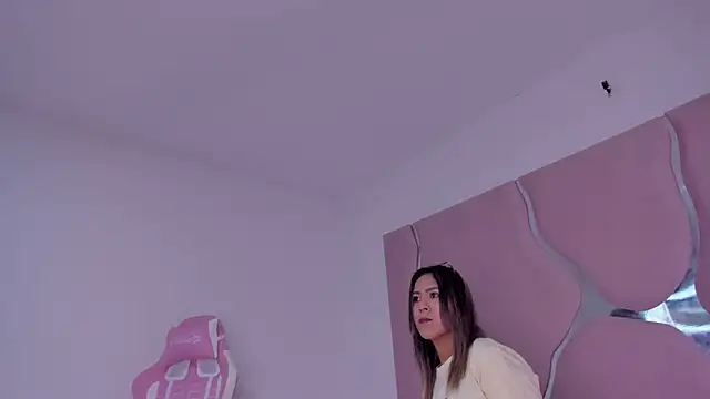 sharithasm online show from April 4, 9:01 pm