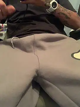 Snapshot of PRBoricua787 chatting on May 5, 5:59 am PRBoricua787 online show from May 5, 5:59 am