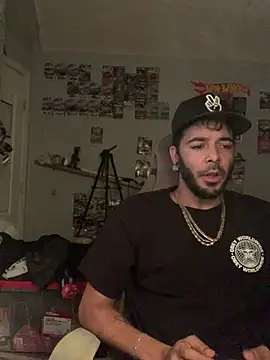 Snapshot of PRBoricua787 chatting on June 25, 5:12 am PRBoricua787 online show from June 25, 5:12 am